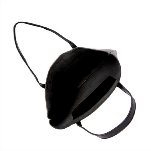 SOLD* Vince Camuto Luck Tote - Picture 5 of 6